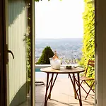 Janna Pool Panoramic Sea & Island Views Apartment *